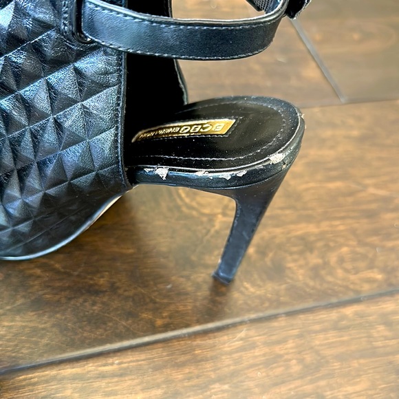 Bcbgeneration black open toe pumps/booties size 5 1/2. - Picture 4 of 6